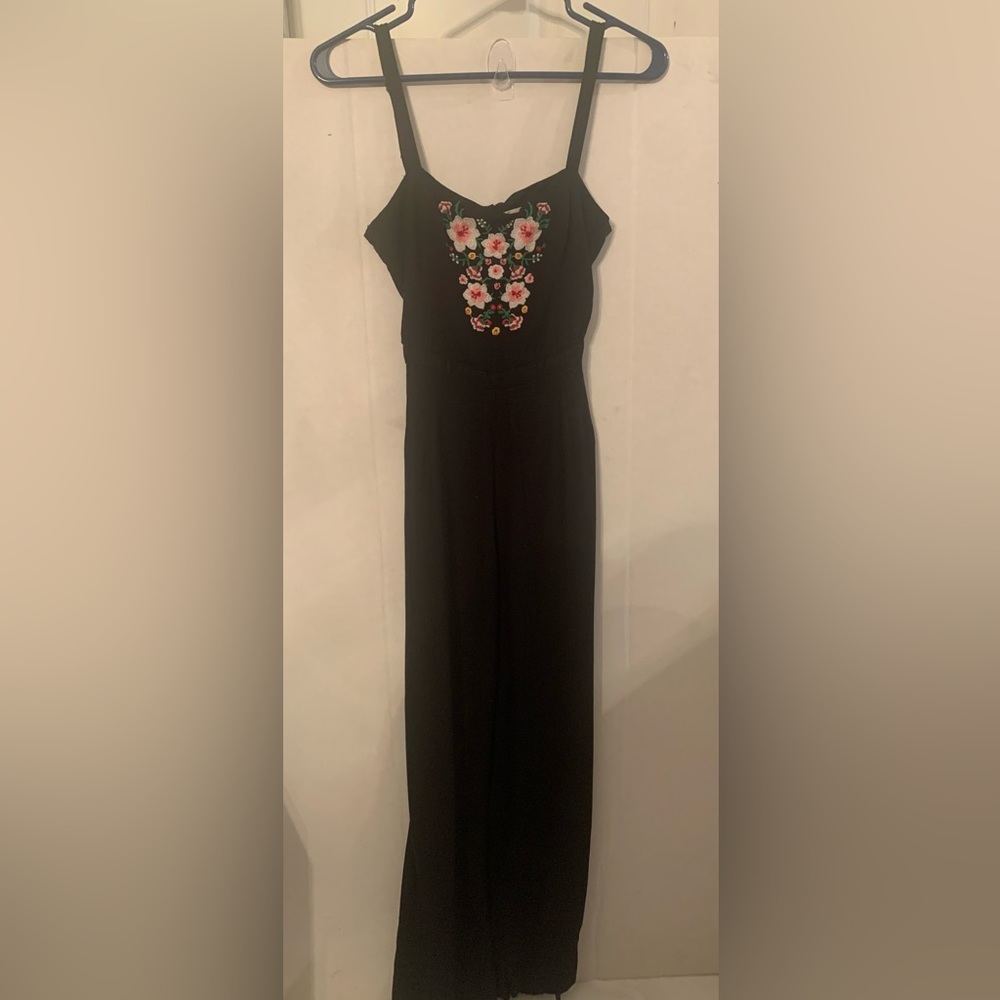 Hollister Black Jumper w/embroidery detail